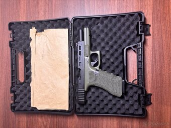 Delta Armory airsoft replika gbb glock - 2