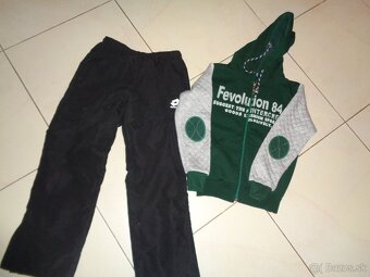 Nohavice + mikina 122 - 2