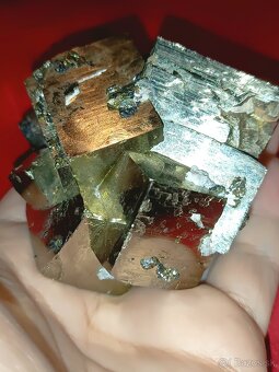 Zberatelská drúza pyritu - 2