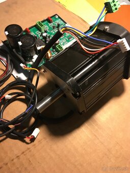 Bezuhlíkový motor-brushless - 2