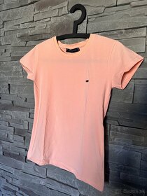 Dámske ružové tričko Tommy Hilfiger - 2