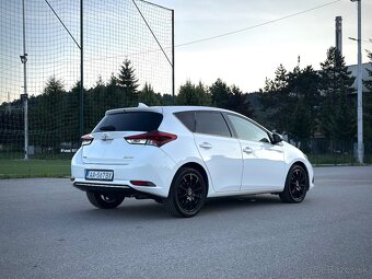 Toyota Auris 1.6 VVT, 97 kW - 2