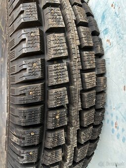 pneu s hrotmi Cooper 235/85 r16 - 2