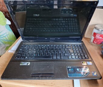 Starý Notebook Asus - 2