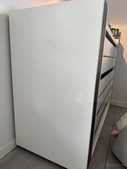 Predám modernú bielo-čiernu komodu - 2