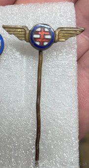 KÚPIM TAKÉTO ODZNAKY - 2