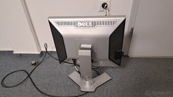 Monitor DELL+HP - 2