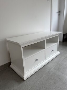 Komoda pod televizor - 2