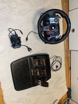 Herný volant G29 Logitech driving force - 2