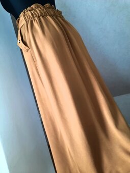 """CAMEL MIDI LETNÁ SUKŇA""" vel. M - 2