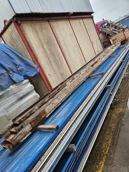 Predám železný  nosník, šínu, ičko 6.2m - 2