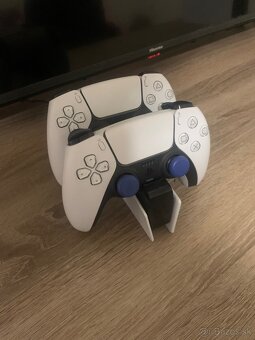 Predám PS5 Slim Digital Edition (bez mechaniky) - 2