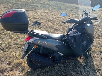 Yamaha NMAX 155 - 2