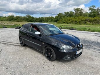 SEAT Ibiza FR 1.8T 110 kW - 2