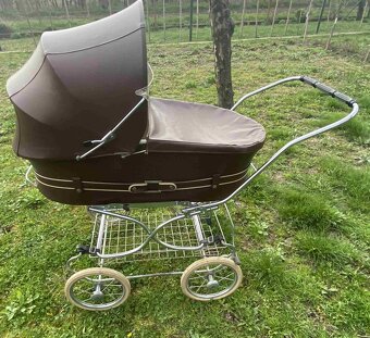 Retro kočík v super stave - 2