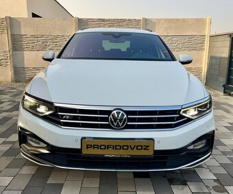 Volkswagen Passat Variant 2.0TDI R-Line 4Motion - 2