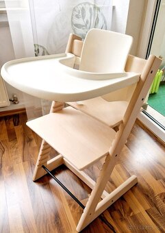 Jedalenska stolička stokke - 2