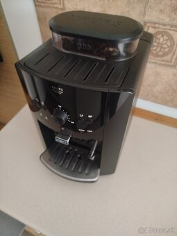 Kávovar Krups Arabica EA811010 - 2