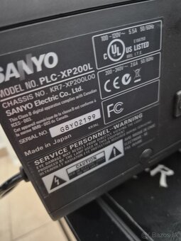 Sanyo PLC-XP200L - 2