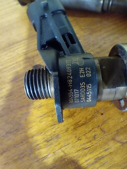 Predam vstreky na motor M9R 2.0 dci - 2