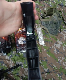 Airsoft Heckler&Koch HK45 - 2