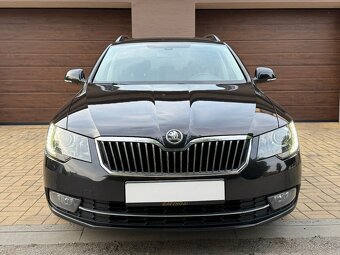 Škoda Superb Combi 2.0 TDI DSG Exclusive - 2