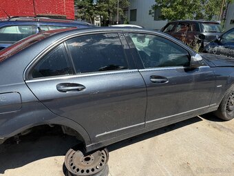 Rozpredam Mercedes Benz C220 CDI W204 - 2