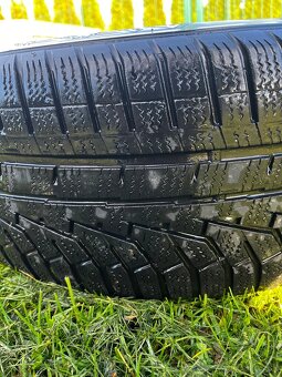 Zimné pneumatiky 215/55 R17 - 2
