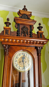 starožitné hodiny nástenné G.B. 1899 - 2