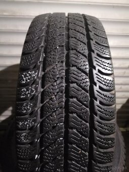 Semperit zimné 215/65/R16 C - 2