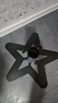 Stojan na vianočný stromček - 2