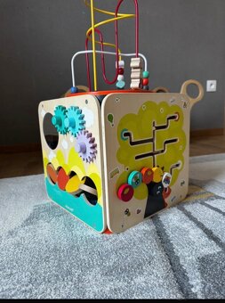 Drevená didaktická kocka Janod s lanyrintom - 2