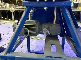 Predam motor s prevodovkou - 2