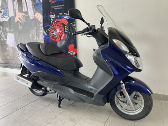 Suzuki Burgman 125 - 2
