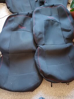 Toyota Auris Poťahy komplet - 2