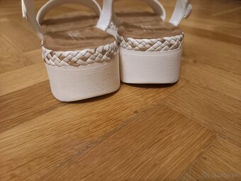 Sandále obuté 1x veľkosť 38 ESPIRIT - 2