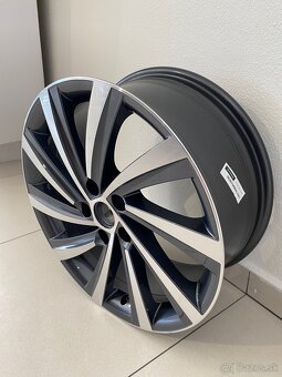 Alu Skoda PERSEUS R18 - 2