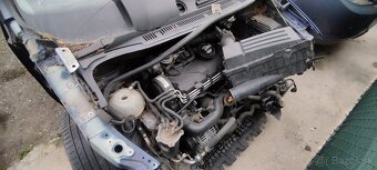 Rozpredám Volkswagen Touran 77kw 1.9 - 2