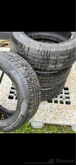 Pirelli cinturato P7 225/55/R17, letné - 2