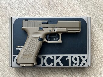 Umarex Glock 19X GAS - 2