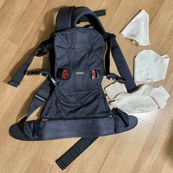 BABYBJÖRN Nosič One 3D Mesh - Anthracit - 2