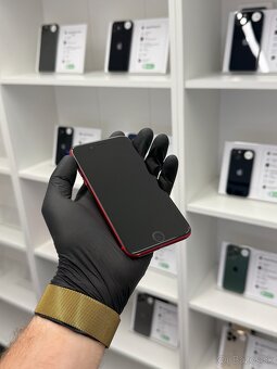 ZÁRUKA 2 ROKY / Apple iPhone SE 2020 64GB Red, 100% - 2