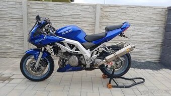 Suzuki SV1000S - 2