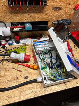 Zasuvkova rozvodnica - 2