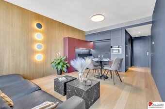 REB.SK, Predaj luxusný 2-izbový byt SKY PARK - 2