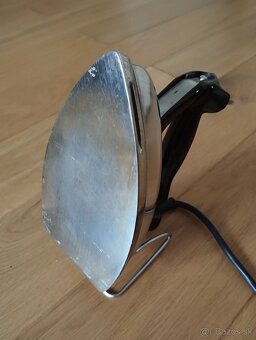 retro žehlička - 2