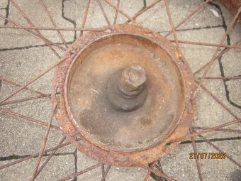 ČZ 125 150 B C T koleso - 2