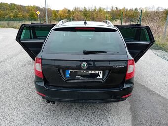 Škoda Superb Combi 2,0tdi CR DSG - 2