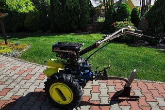 Malotraktor Agzat - 2