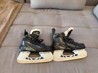 hokejové korčule - 2